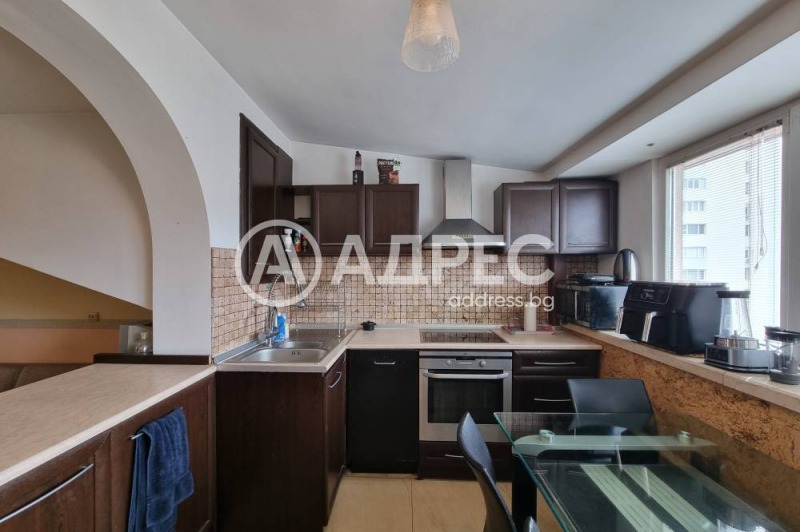 Продава  Многостаен град София , Белите брези , 174 кв.м | 80239990 - изображение [2]