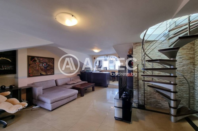 Продава  Многостаен град София , Белите брези , 174 кв.м | 80239990 - изображение [6]
