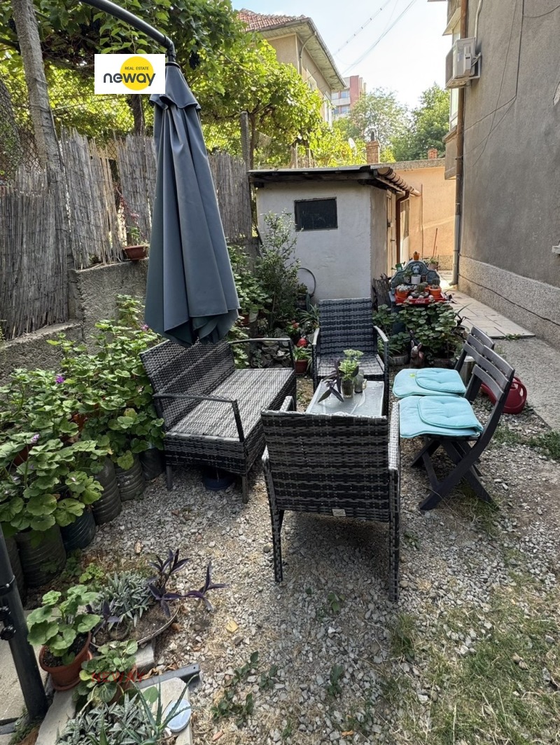 Продава ЕТАЖ ОТ КЪЩА, гр. Плевен, Мара Денчева, снимка 16 - Етаж от къща - 52210981