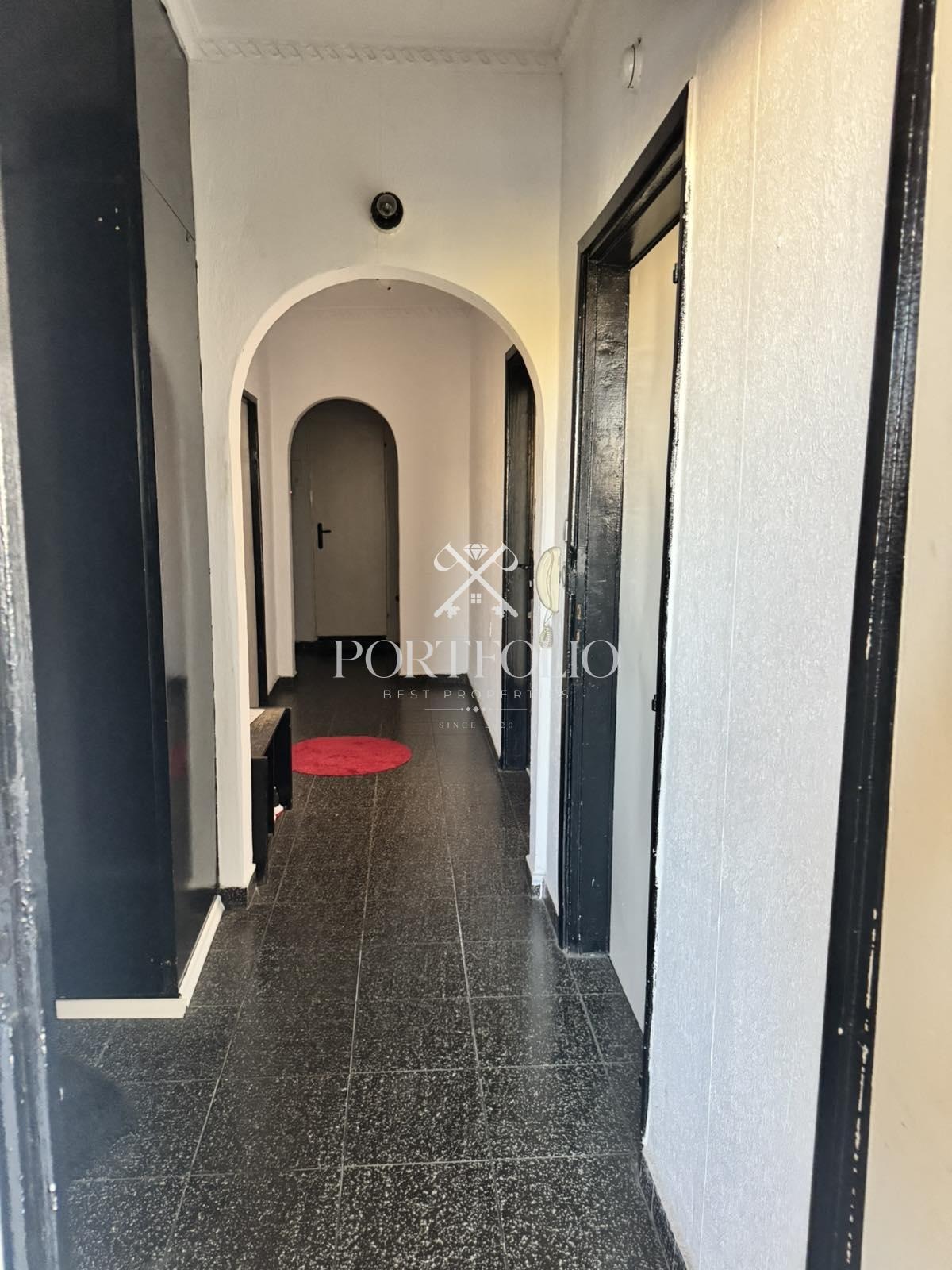 Продава МНОГОСТАЕН, гр. Бургас, Възраждане, снимка 4 - Апартаменти - 56069322