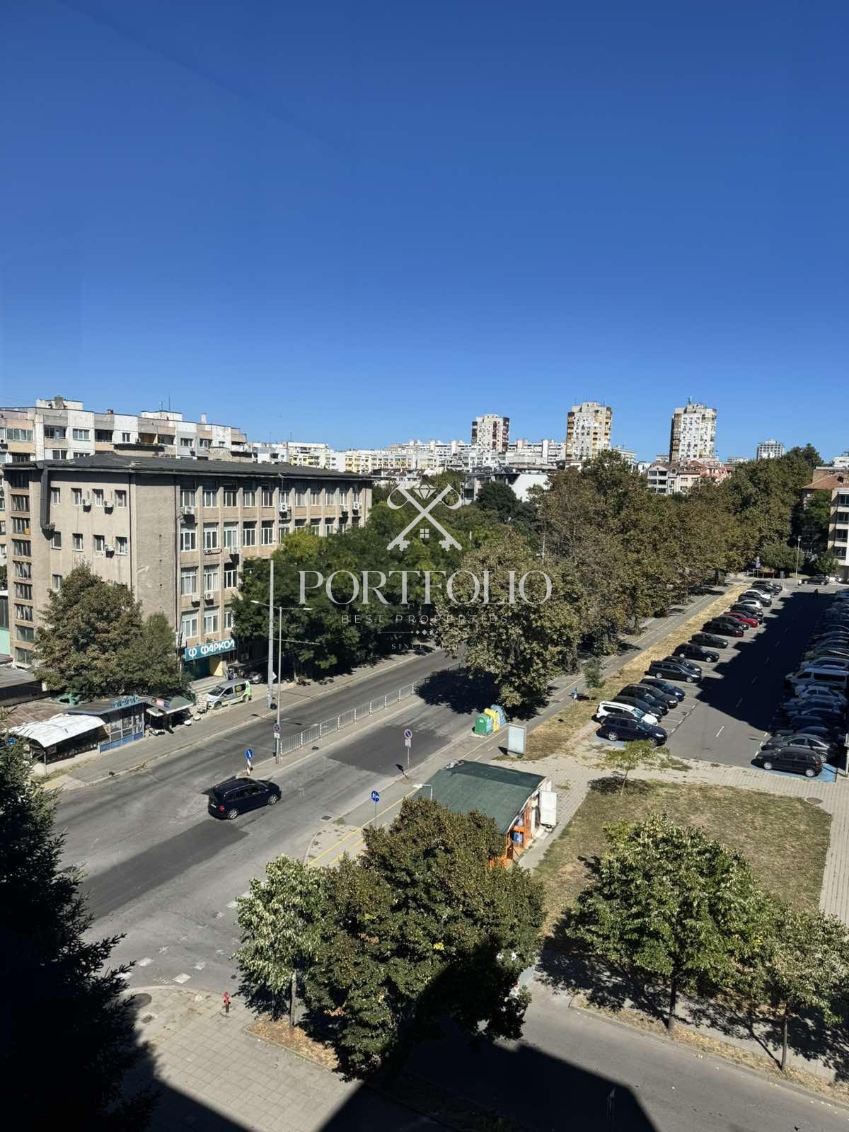 Продава МНОГОСТАЕН, гр. Бургас, Възраждане