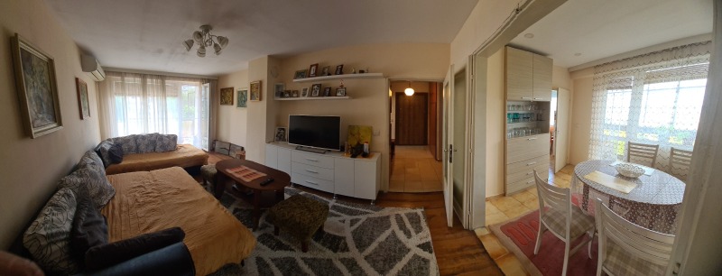 Продава 3-СТАЕН в град Разград, Житница - 95 кв.м / 100 000 € » 195 583.00 лв., РОС -НЕДВИЖИМИ ИМОТИ