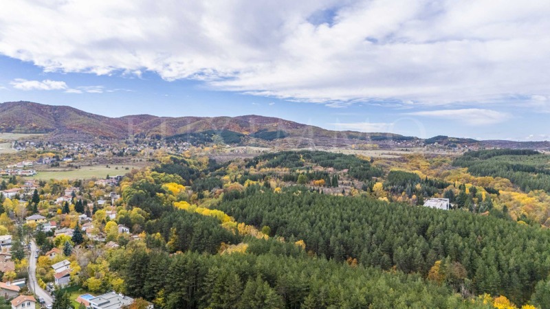 Продава ПАРЦЕЛ в град София, гр. Банкя - 2144 кв.м / 315 000 € » 616 086.45 лв., ЛУКСИММО