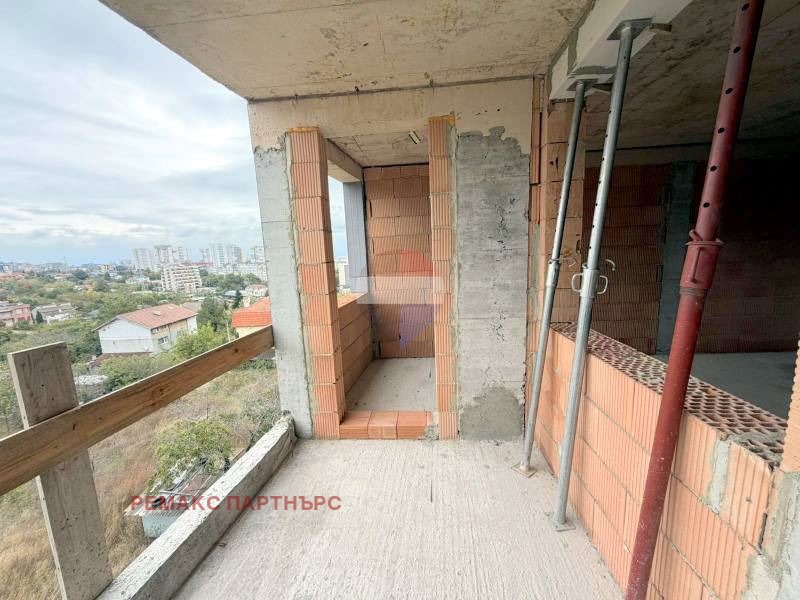 Продава 1-СТАЕН, гр. Варна, Изгрев, снимка 3 - Апартаменти - 53887774