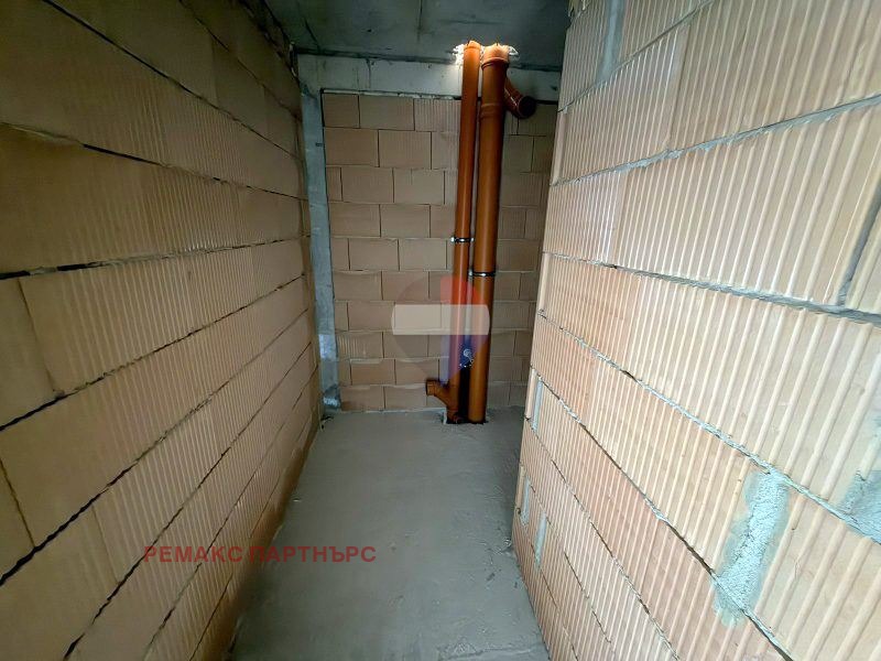 Продава 1-СТАЕН, гр. Варна, Изгрев, снимка 5 - Апартаменти - 53887774