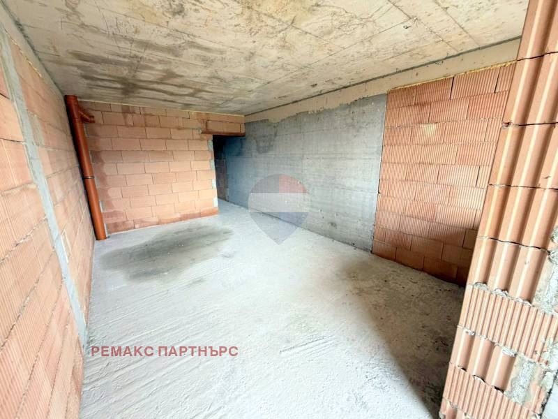 Продава 1-СТАЕН, гр. Варна, Изгрев, снимка 2 - Апартаменти - 53887774