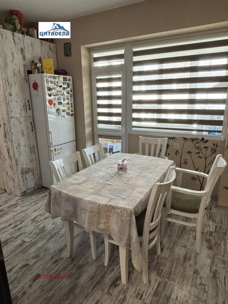À venda  2 quartos Stara Zagora , Centar , 62 m² | 26837187