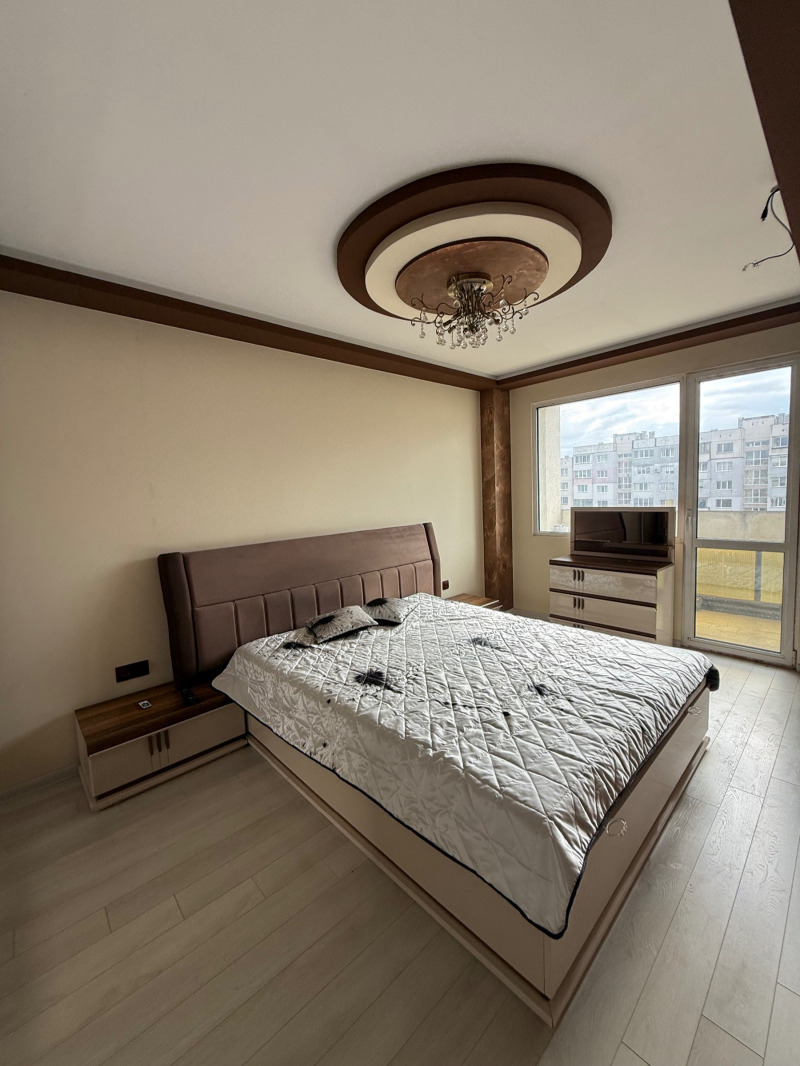 Продава 3-СТАЕН, гр. София, Младост 3