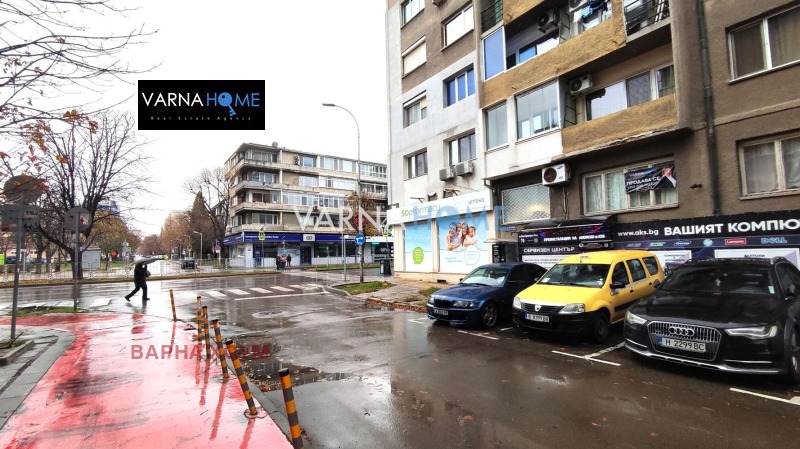 Продава  4-стаен град Варна , Център , 92 кв.м | 39610489