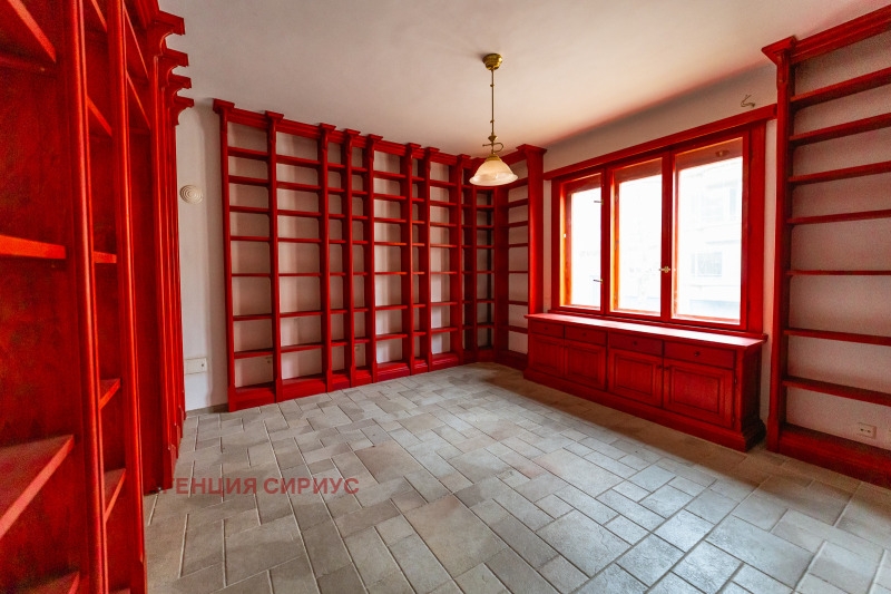 Продава КЪЩА, град София, Лозенец • 1550000 € • 16328029 — Holmes.bg