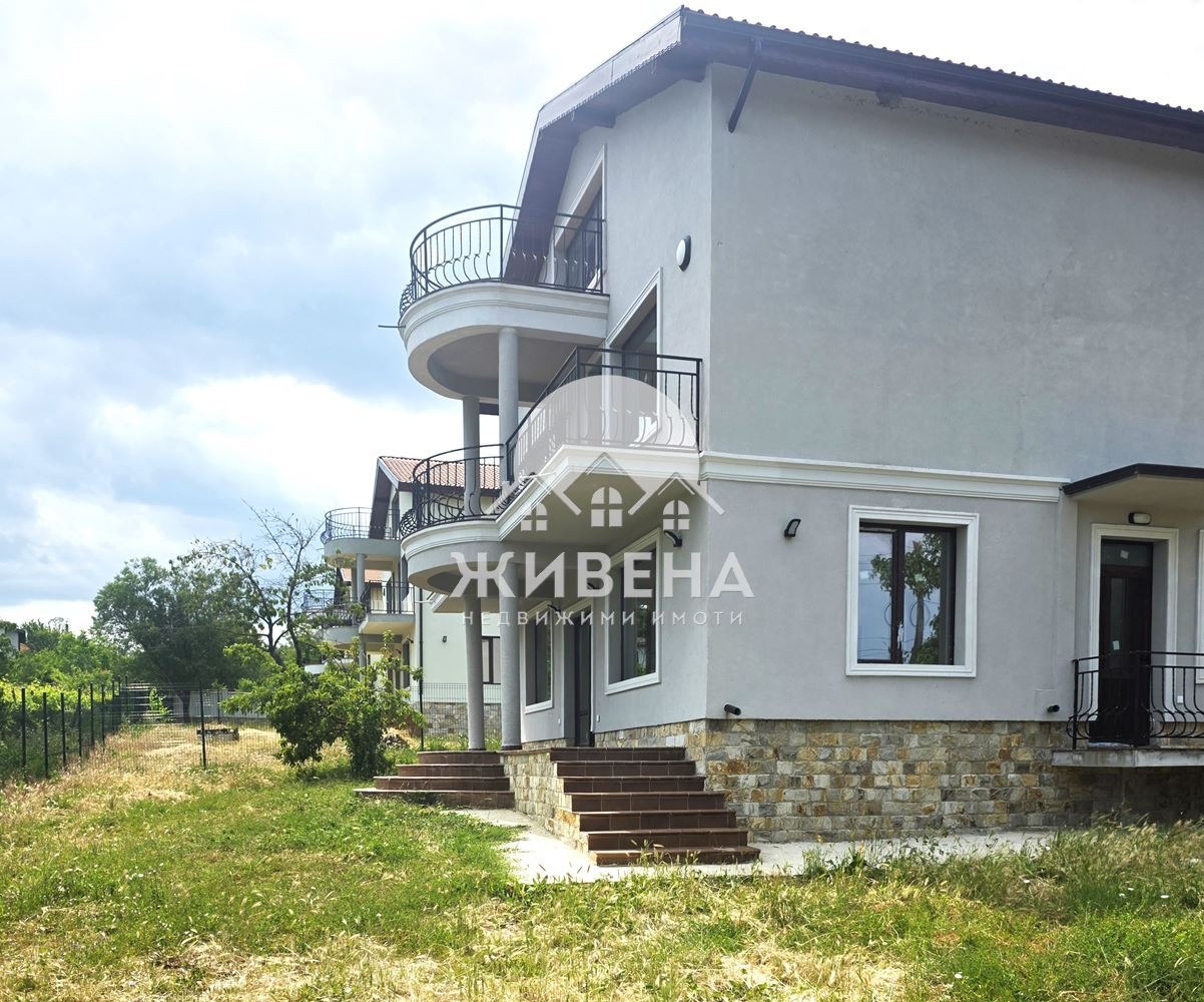 Продава КЪЩА, с. Равна гора, област Варна, снимка 2 - Къщи - 51165999