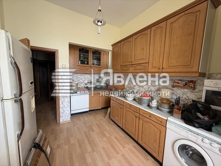 Продава 3-СТАЕН, гр. София, Оборище, снимка 4 - Апартаменти - 55535151