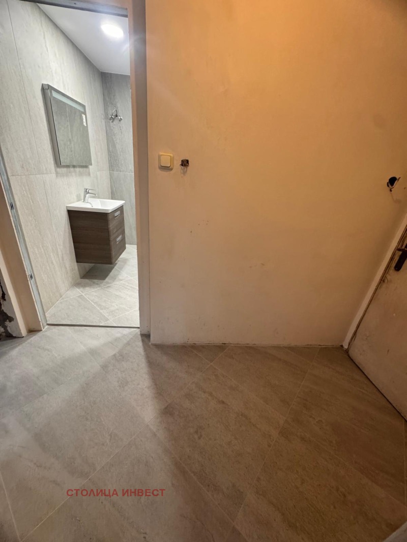 Продава 4-СТАЕН, гр. Русе, Възраждане, снимка 8 - Апартаменти - 48505059