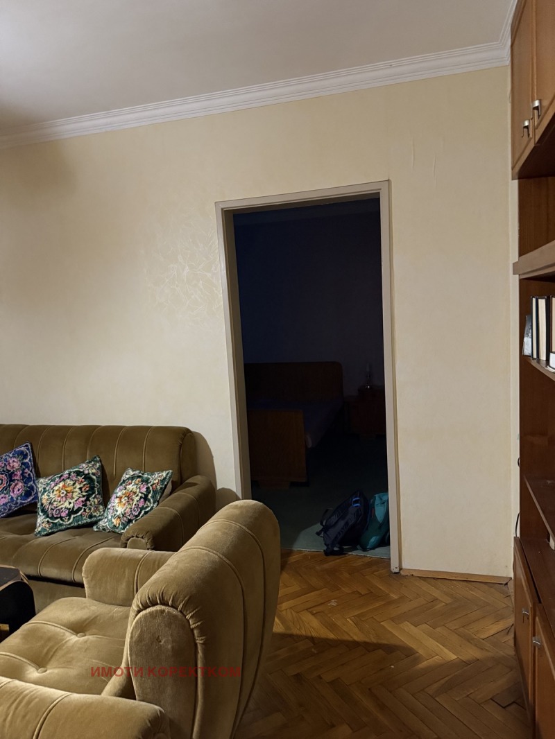 Te koop  3 slaapkamers Sofia , Ilinden , 130 m² | 18193209 - afbeelding [3]