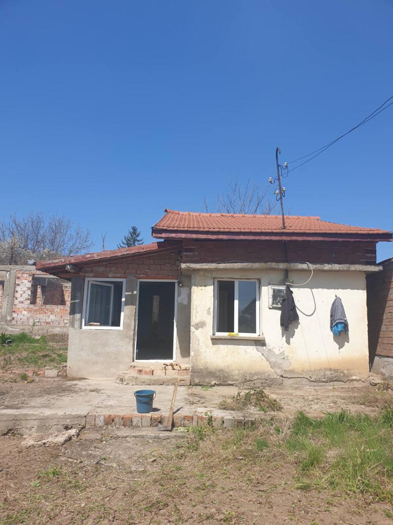 Продава КЪЩА, гр. Долна Митрополия, област Плевен, снимка 11 - Къщи - 49107818