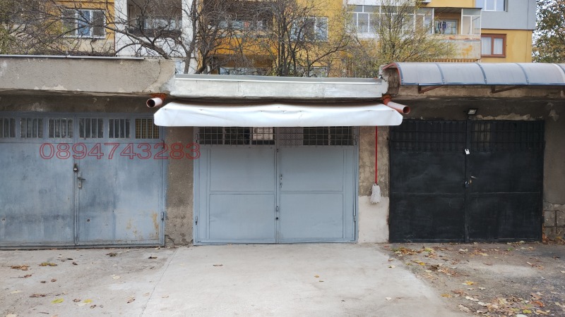 Продава ГАРАЖ, ПАРКОМЯСТО, гр. Русе, Чародейка - Север