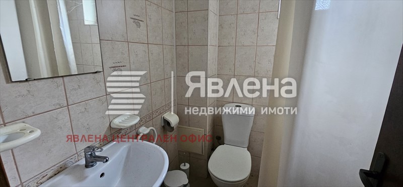 Продава ХОТЕЛ, с. Камен бряг, област Добрич, снимка 8 - Хотели - 54071947