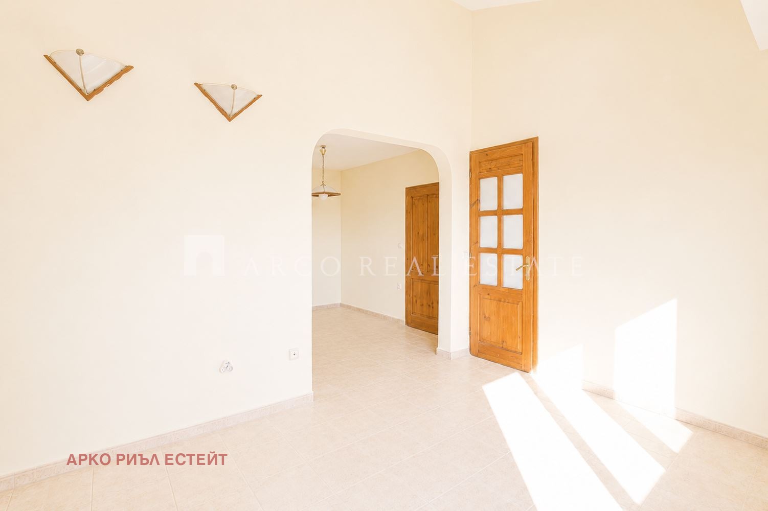 Продава 2-СТАЕН, гр. София, Лагера, снимка 2 - Апартаменти - 55749764