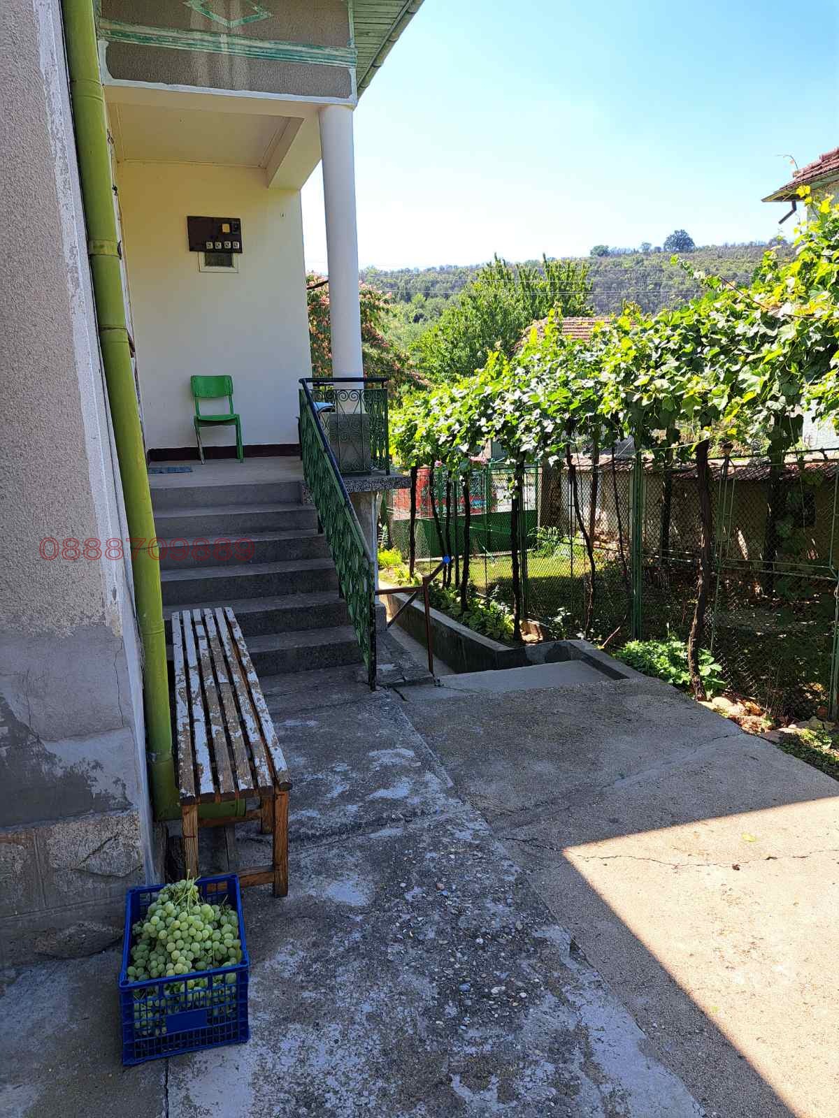 Продава КЪЩА, с. Лозица, област Плевен, снимка 10 - Къщи - 54217859