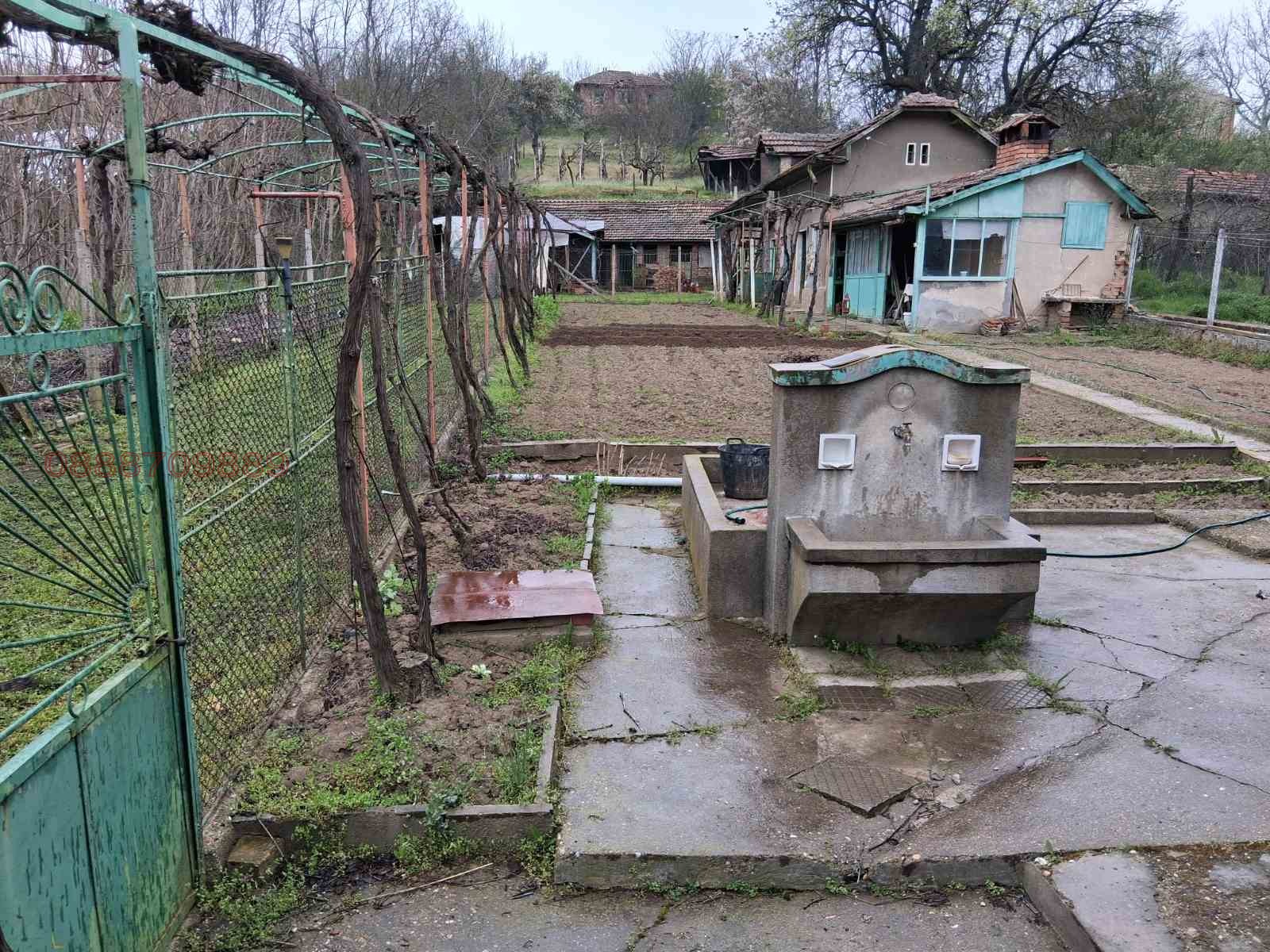 Продава КЪЩА, с. Лозица, област Плевен, снимка 6 - Къщи - 54217859