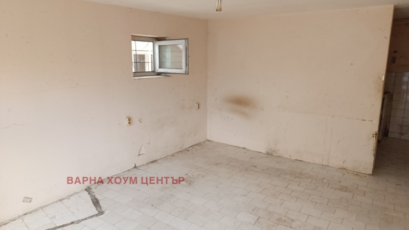 In vendita  Box auto Varna , Vinitsa , 30 mq | 50070919 - Immagine [4]