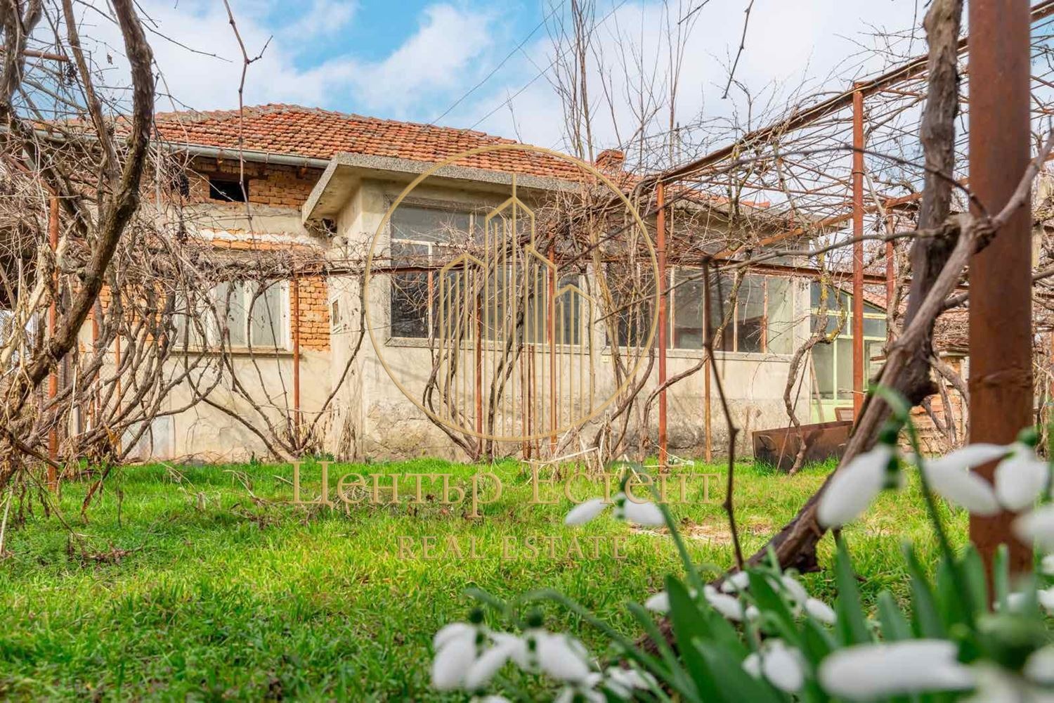 Продава КЪЩА, с. Обнова, област Плевен, снимка 2 - Къщи - 54380888
