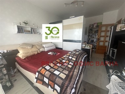 Продава 2-СТАЕН, с. Оброчище, област Добрич