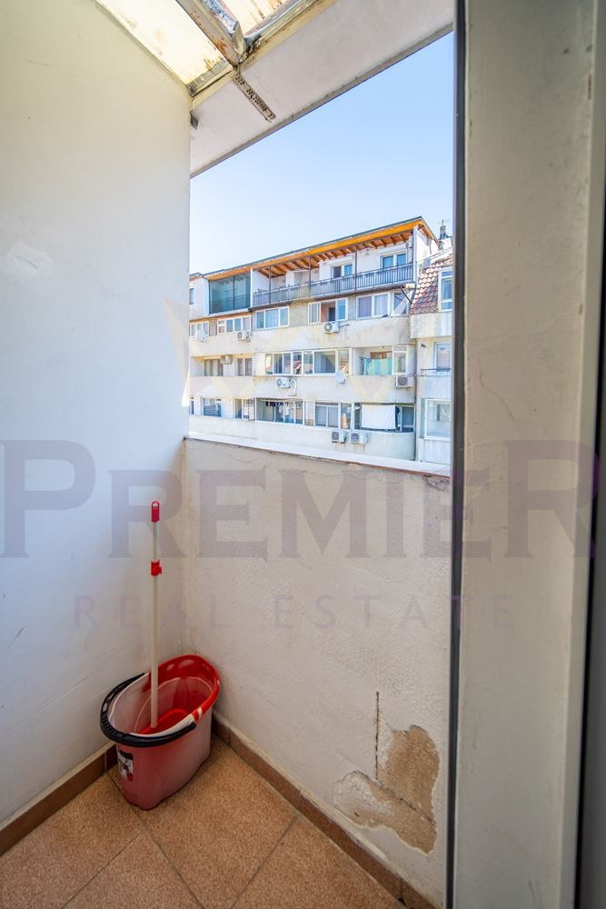 Продава  3-стаен град Варна , ВИНС-Червен площад , 79 кв.м | 12744010 - изображение [16]
