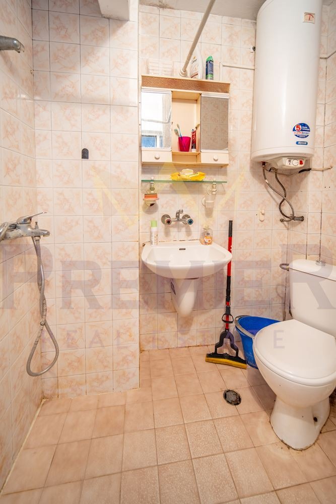 Продава  3-стаен град Варна , ВИНС-Червен площад , 79 кв.м | 12744010 - изображение [15]