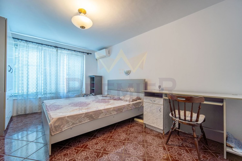Продава  3-стаен град Варна , ВИНС-Червен площад , 79 кв.м | 12744010 - изображение [11]