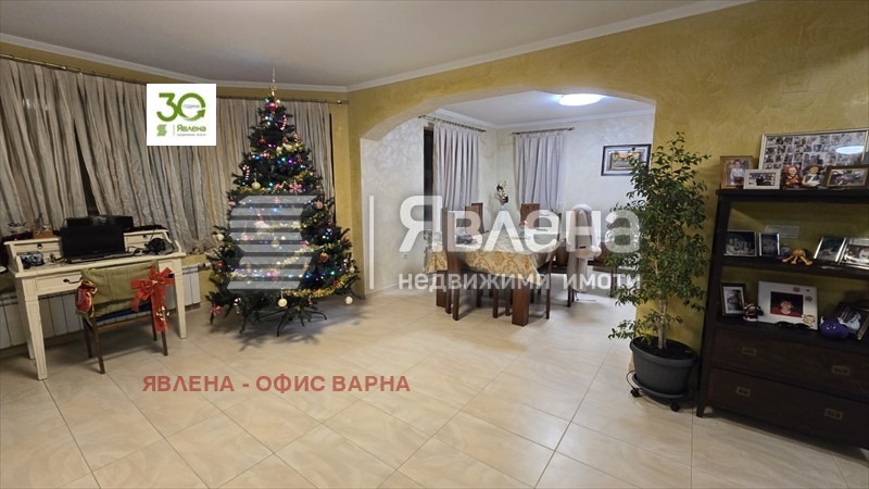 Продава КЪЩА, гр. Варна, Изгрев, снимка 6 - Къщи - 48287340