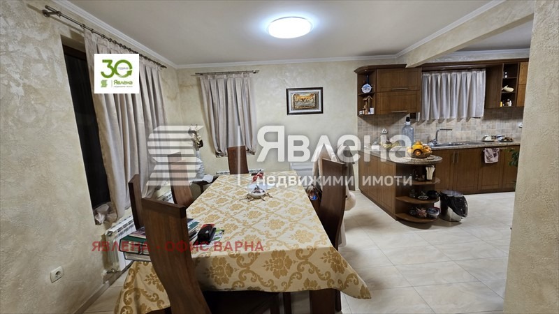 Продава КЪЩА, гр. Варна, Изгрев, снимка 12 - Къщи - 48287340