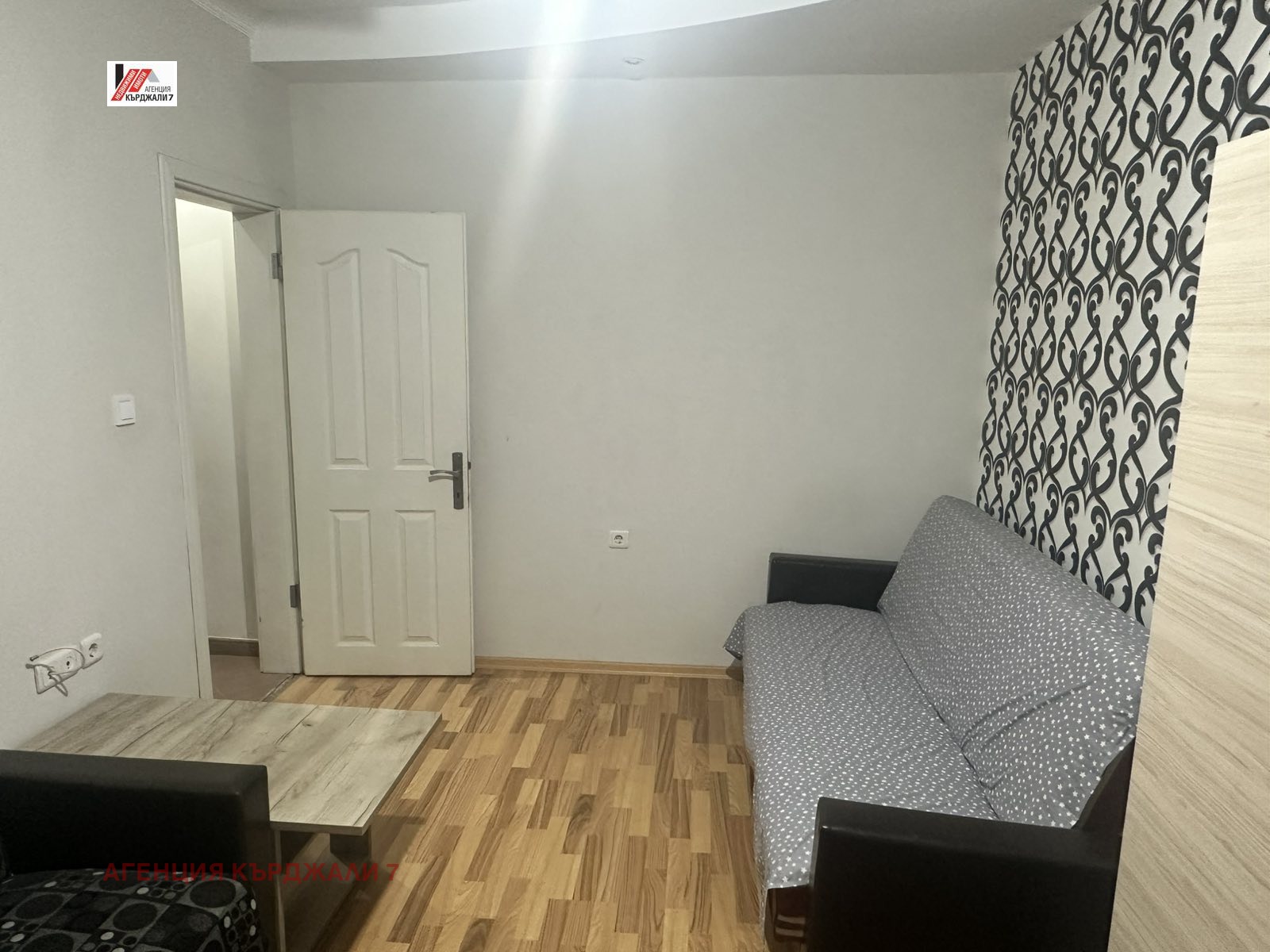 Продава 2-СТАЕН, гр. Кърджали, Център, снимка 2 - Апартаменти - 55609774
