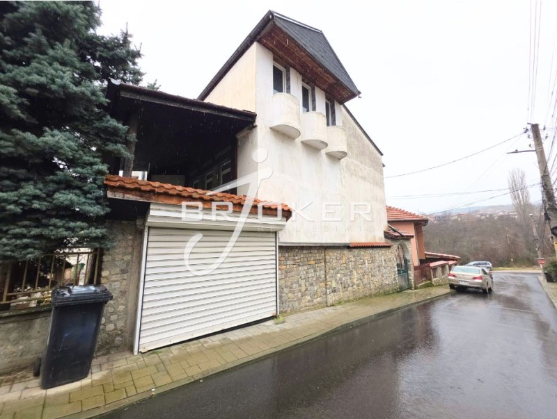 Продава КЪЩА в град Кърджали, Байкал - 510 кв.м / 299 999 € » 586 747.04 лв., БРОКЕР ЖОКЕР