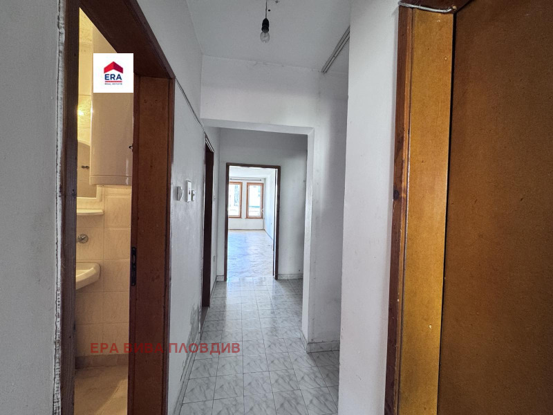 Продава 3-СТАЕН, гр. Пловдив, Кършияка, снимка 6 - Апартаменти - 53588758