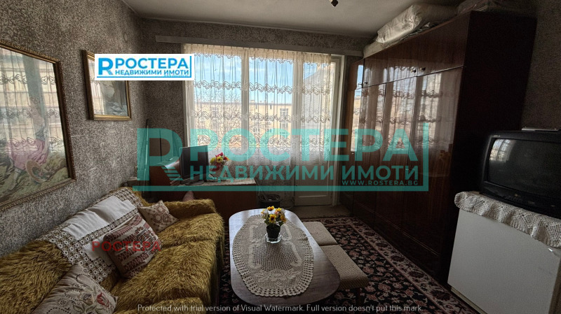 Продава ЕТАЖ ОТ КЪЩА, гр. Търговище, Вароша, снимка 4 - Етаж от къща - 52871777