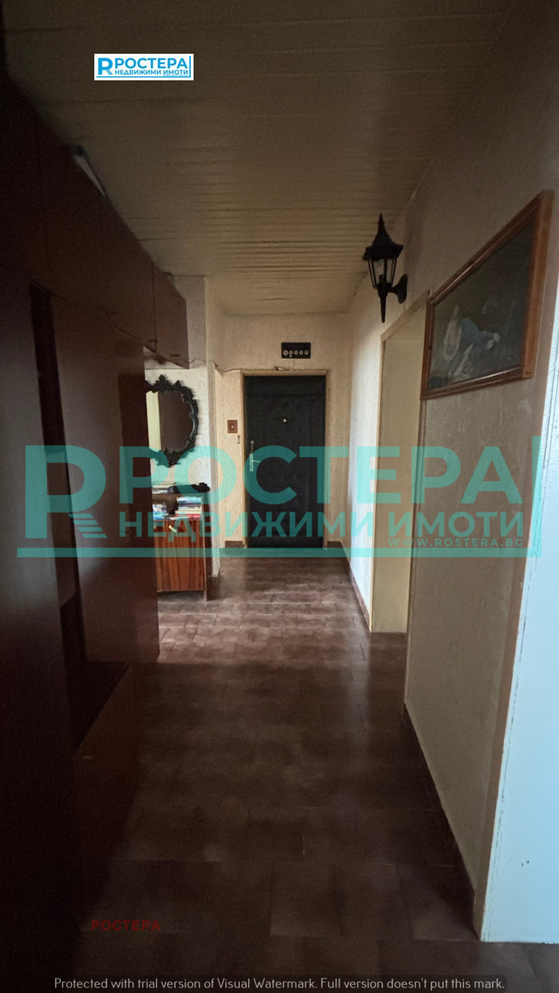 Продава ЕТАЖ ОТ КЪЩА, гр. Търговище, Вароша, снимка 14 - Етаж от къща - 52871777