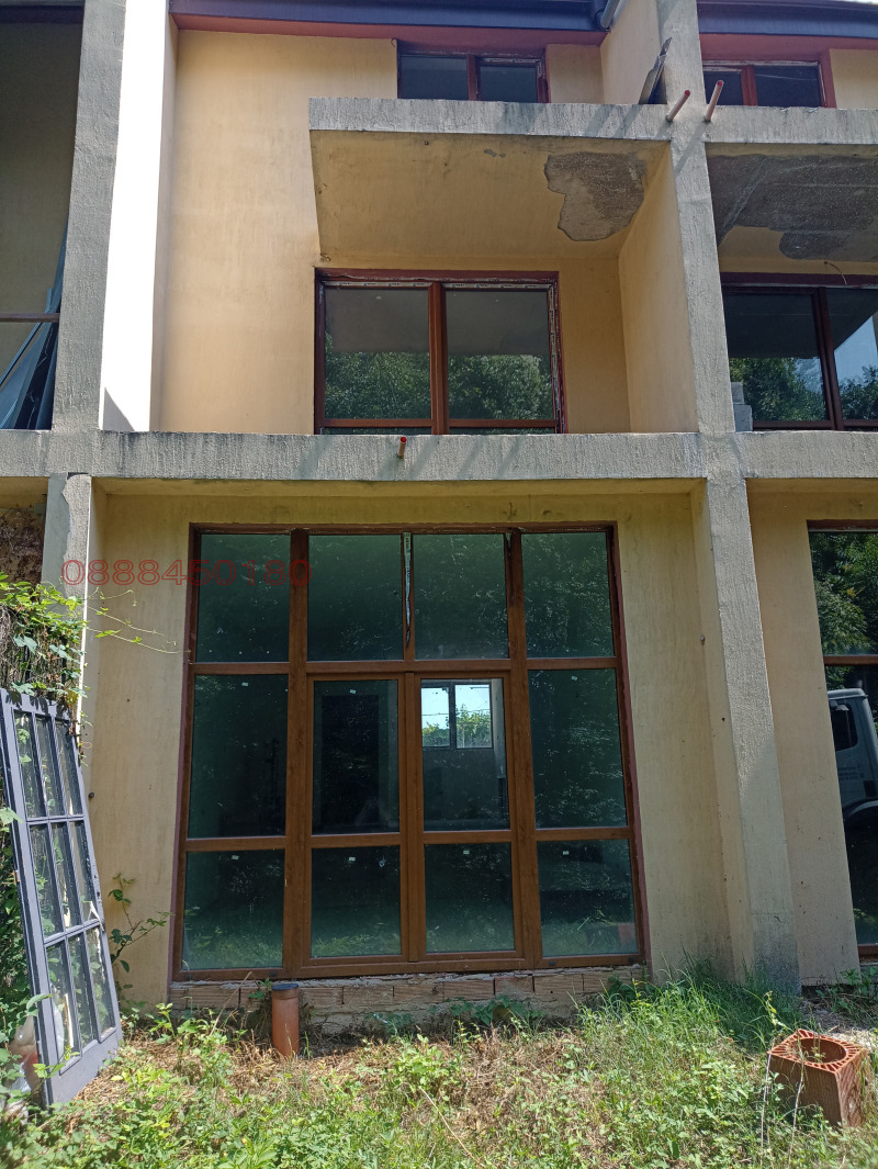 Продава КЪЩА, гр. Габрово, Златари, снимка 2 - Къщи - 52782617