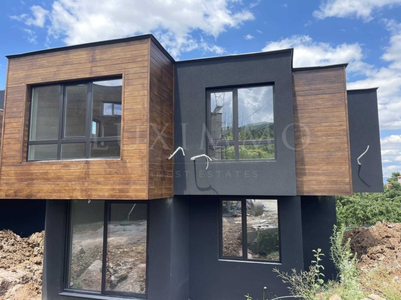 En venta  Casa Sofia , m-t Kambanite , 260 metros cuadrados | 38201619 - imagen [13]