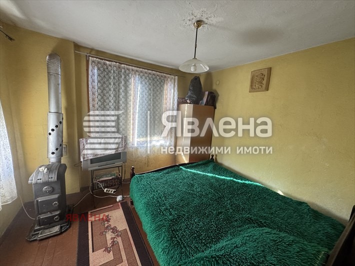 Продава КЪЩА, с. Голема Раковица, област София област, снимка 12 - Къщи - 52299357
