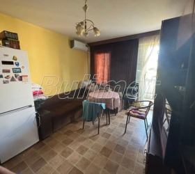 1 camera da letto Vazragdane 1, Varna