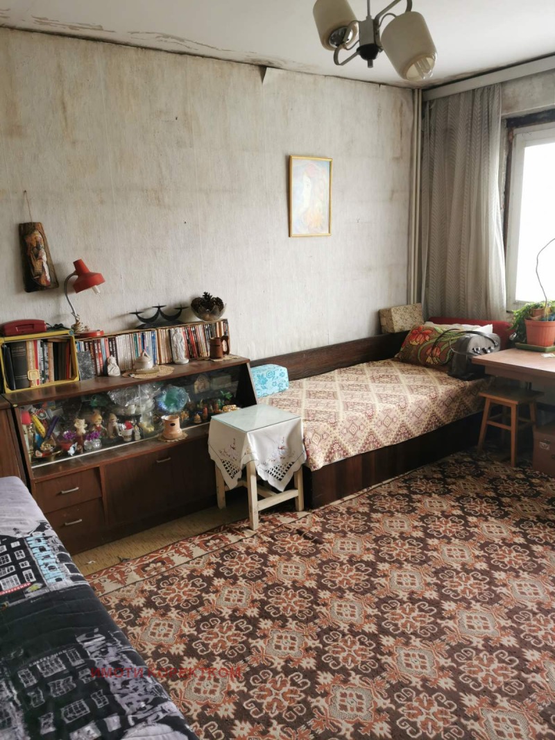 In vendita  1 camera da letto Ruse , Vazragdane , 45 mq | 77814367 - Immagine [2]