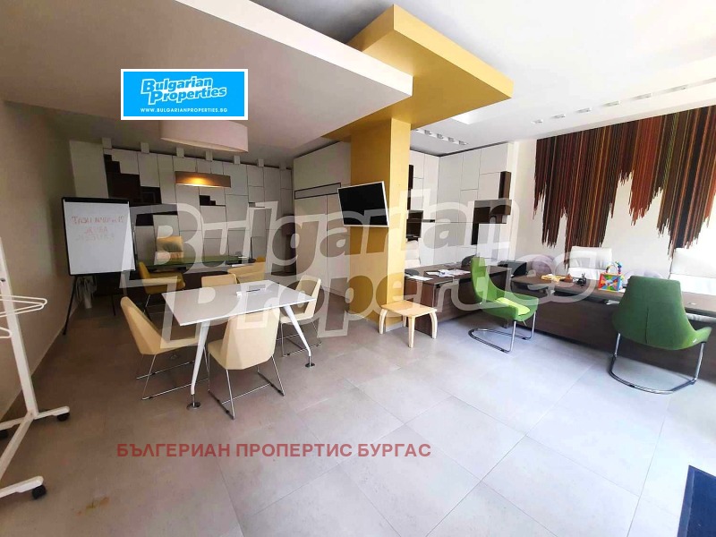 Продава  3-стаен град Бургас , Зорница , 82 кв.м | 67675033 - изображение [2]
