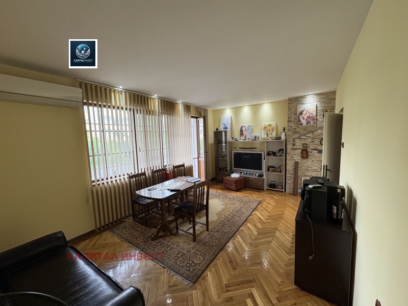 Na prodej  3+ ložnice Razgrad , Centar , 106 m2 | 99162175