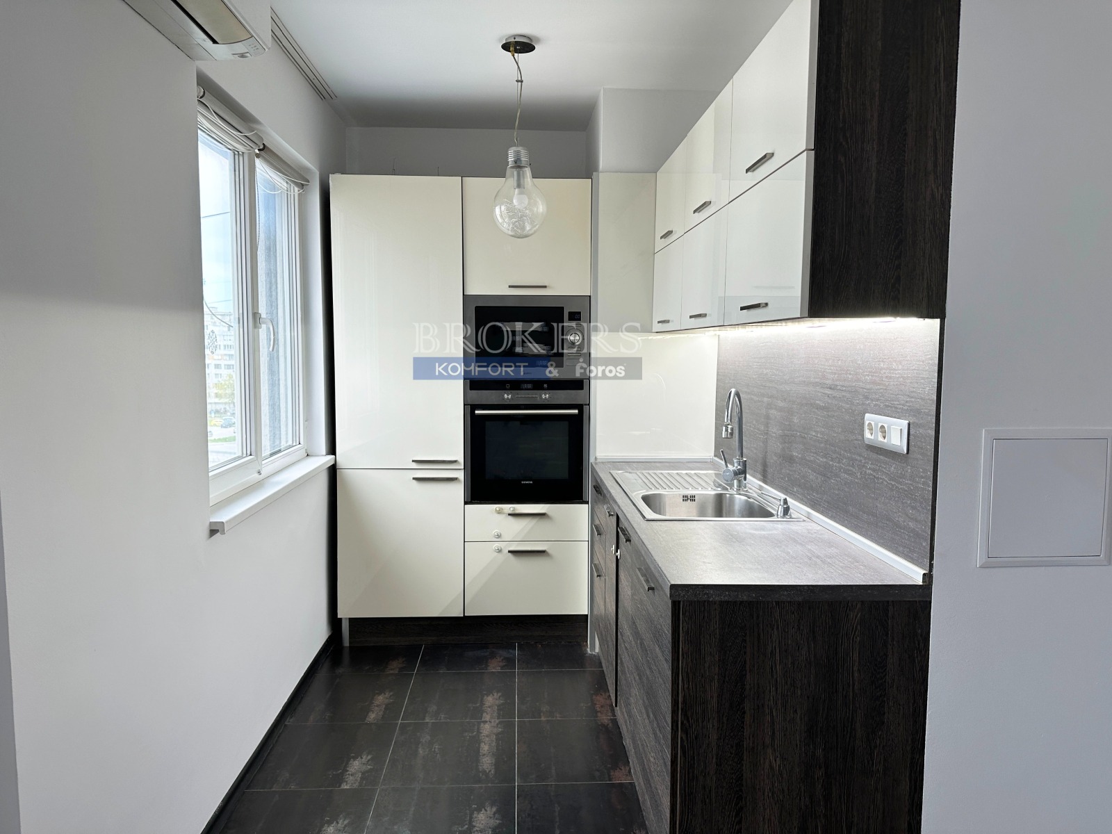 Продава 3-СТАЕН, гр. Варна, Гранд Мол, снимка 3 - Апартаменти - 54081497