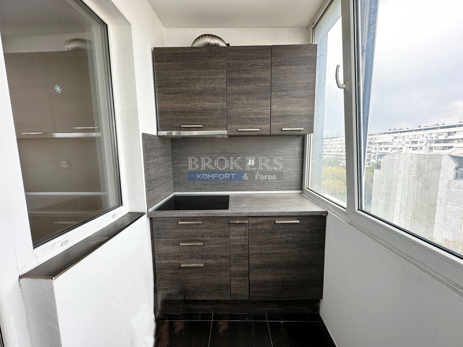 Продава 3-СТАЕН, гр. Варна, Гранд Мол, снимка 4 - Апартаменти - 54081497