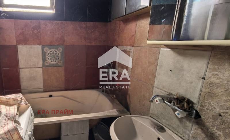 Продава 4-СТАЕН, гр. Варна, Автогара, снимка 11 - Апартаменти - 54699945