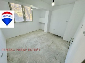 2 спаваће собе Родина 1, Русе 12