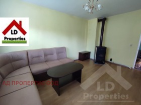 2 slaapkamers Krusjari, regio Dobritsj