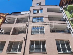 3+ chambres Lyulin - tsentar, Sofia 1